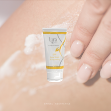 Load image into Gallery viewer, Lira SPF Solar Shield 30 Hydrating